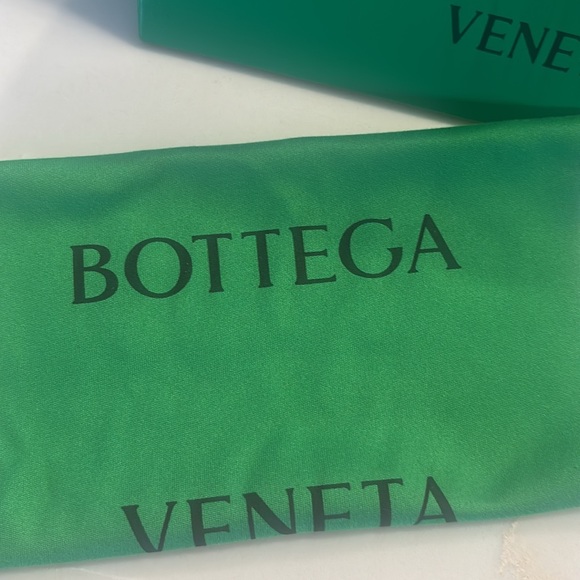 Bottega Veneta Sunglass Case - Picture 2 of 5